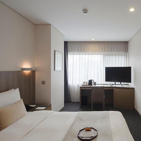 Amid Hotel Seoul Exterior photo