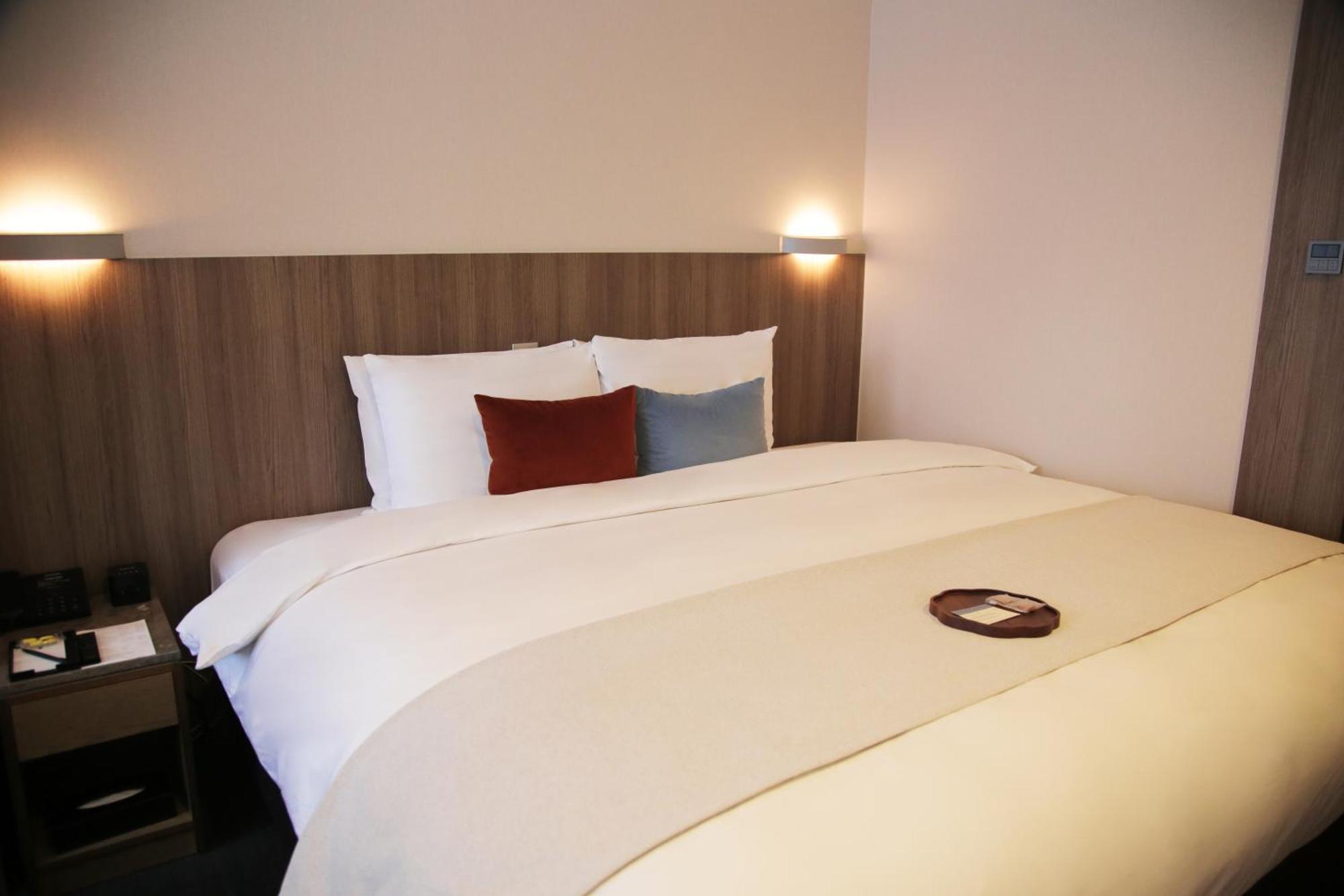 Amid Hotel Seoul Exterior photo